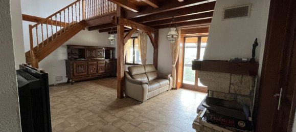 3 chambres Maison à Besse-et-Saint-Anastaise, France No. 289724 7