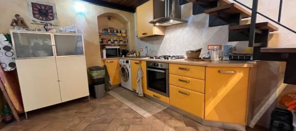 3غرفة شقة في Massa, Italy رقم 79241 11