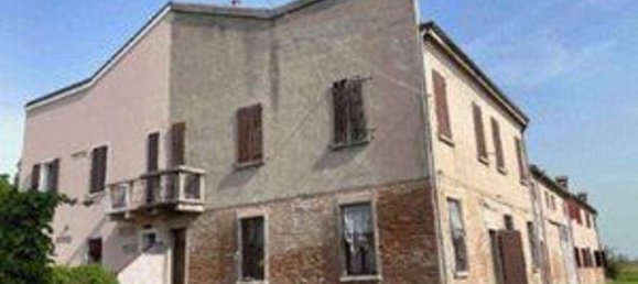 3 bedrooms Apartment in Ferrara, Italy No. 338839 14