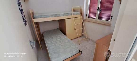 4 rooms Apartment in Crotone, Italy No. 298007 3