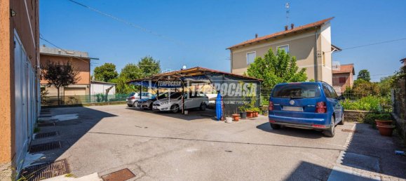 2 غرف نوم شقة في Casalgrande, Italy رقم 380491 15