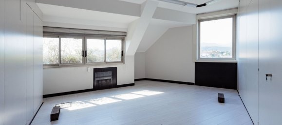 3100m² Building in Brescia, Italy No. 15746 26