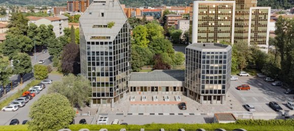 3100m² Building in Brescia, Italy No. 15746 13