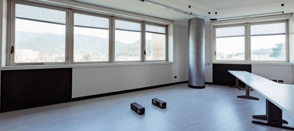 3100m² Building in Brescia, Italy No. 15746 29