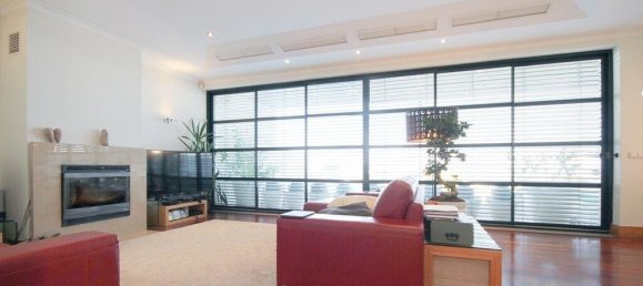 3 bedrooms Apartment in Lisbon, Portugal No. 94079 9