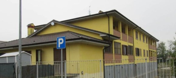 3 bedrooms Apartment in Ceranova, Italy No. 173632 3