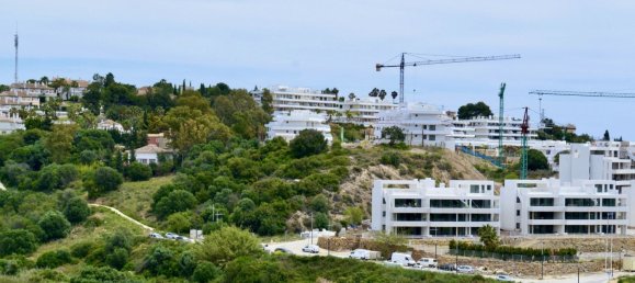  Land in Estepona, Spain No. 155294 4