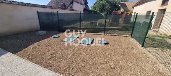 2 bedrooms House in Dreux, France No. 298494 4