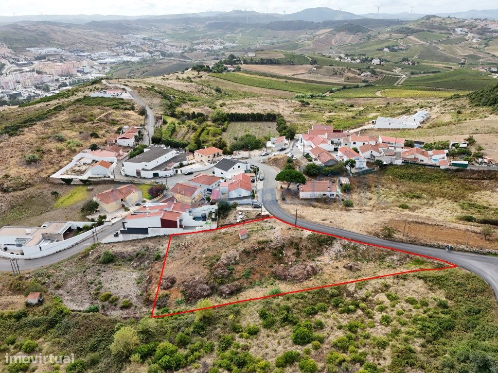  قطعة أرض في Torres Vedras, Portugal 2423متر مربع رقم 351331