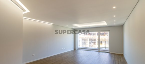 Квартира с 3 спальнями в Кашкайш, Португалия № 159340 36