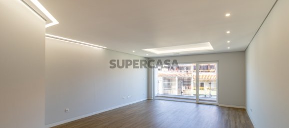 Квартира с 3 спальнями в Кашкайш, Португалия № 159340 34