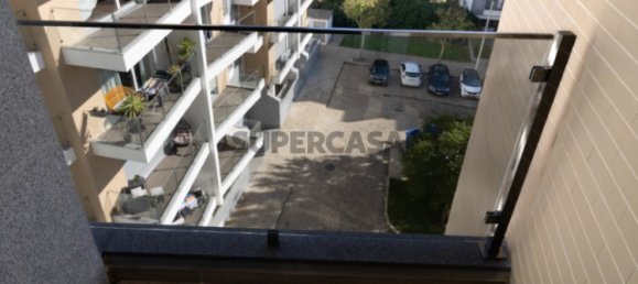 Квартира с 3 спальнями в Кашкайш, Португалия № 159340 15