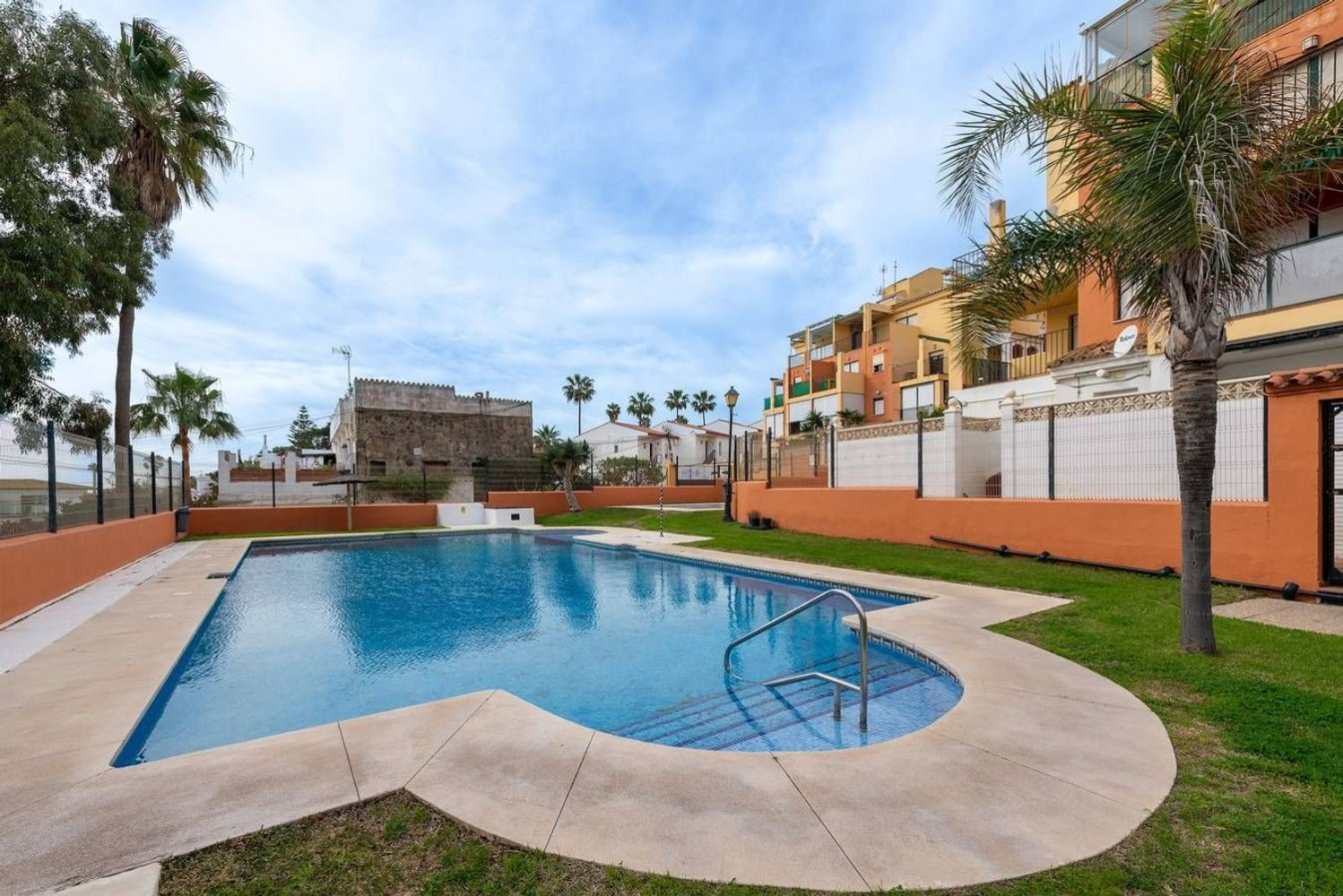 2 bedrooms Apartment in Alcorrin, Spain No. 210322