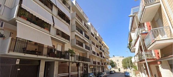 6 rooms Apartment in Andria, Italy No. 233766 4