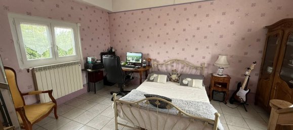 5 bedrooms House in Sorgues, France No. 334812 7