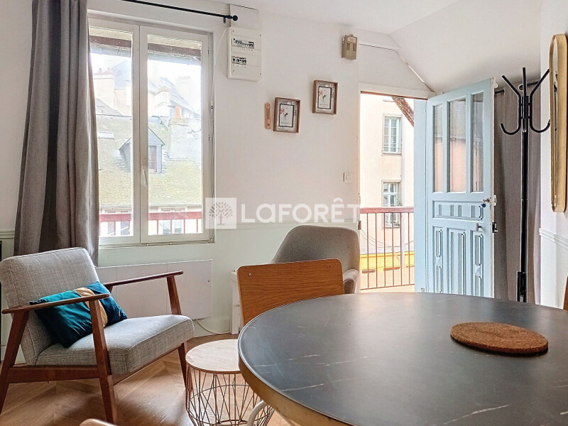 Studio in Rennes, France No. 193659