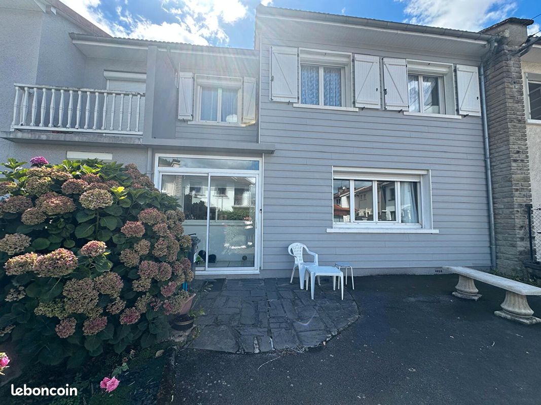 Дом с 3 спальнями в Окситания, Франция № 335070