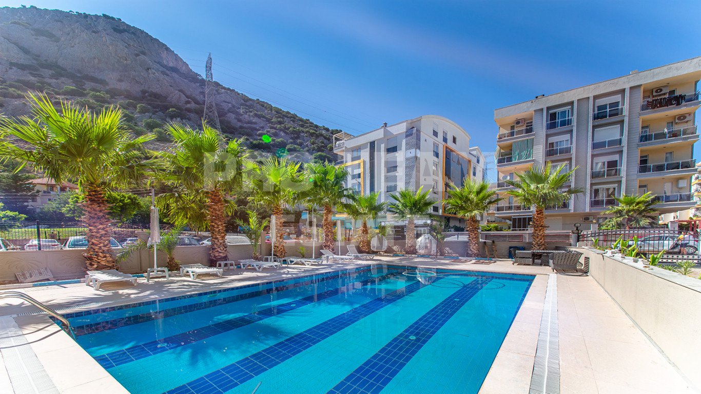 Apartamento de 4 habitaciónes en Konyaalti, Turkey No. 27998