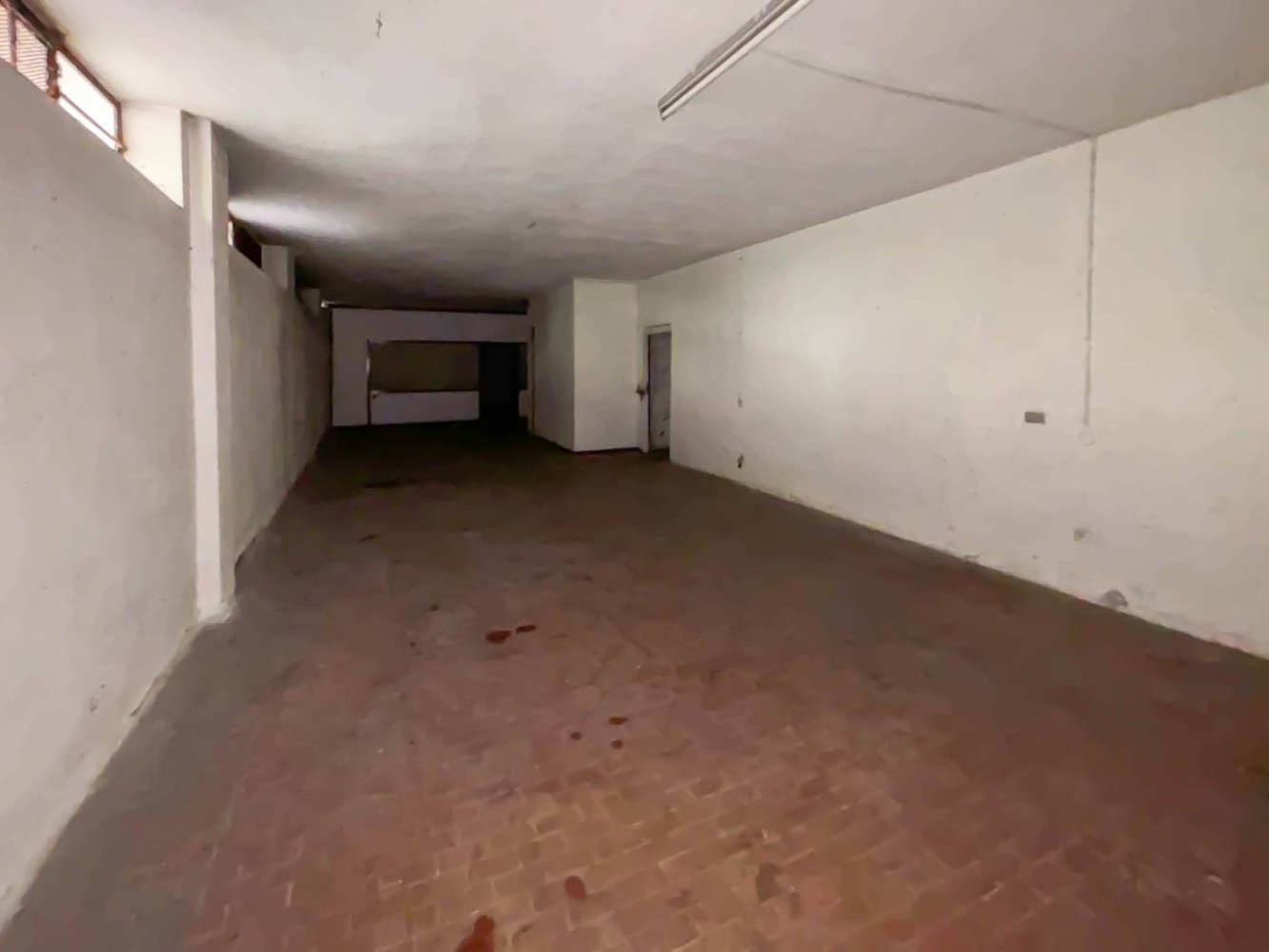 200m² Garage in Rovato, Italy No. 124411