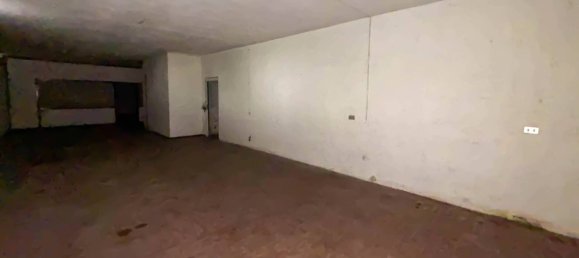 200m² Garage in Rovato, Italy No. 124411 2