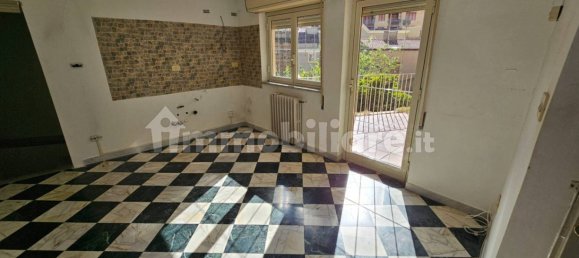 5 rooms Apartment in Enna, Italy No. 350859 3