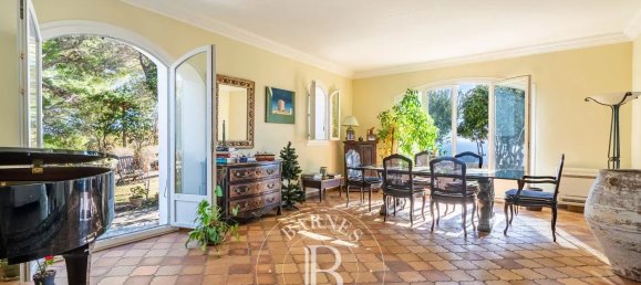 6 bedrooms Villa in Bastia, France No. 84879 15