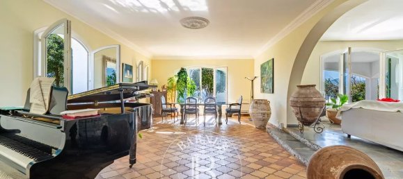 6 bedrooms Villa in Bastia, France No. 84879 14