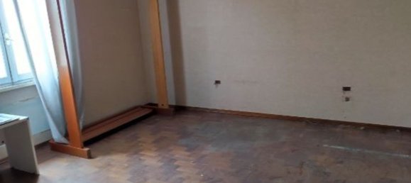 555m² Commercial property in Mantua, Italy No. 364357 3