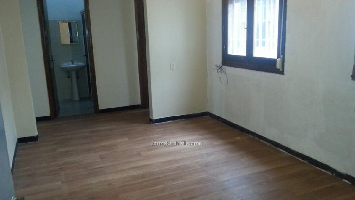 2 bedrooms Apartment in Montevideo, Uruguay No. 1671