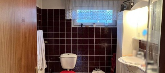 Бунгало с 5 комнатами в Зегеберг, Германия № 334184 15