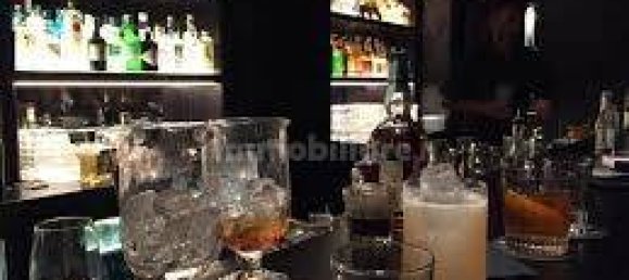 Коммерческая недвижимость с 2 комнатами в Савона, Италия № 189150 4