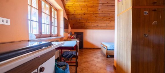 9-Zimmer Villa in Pinerolo, Italy, Nr. 237834 51