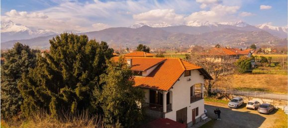 9-Zimmer Villa in Pinerolo, Italy, Nr. 237834 3