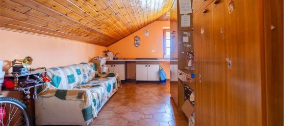 9-Zimmer Villa in Pinerolo, Italy, Nr. 237834 19