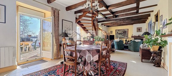 2 bedrooms Building in Muzillac, France No. 200693 4