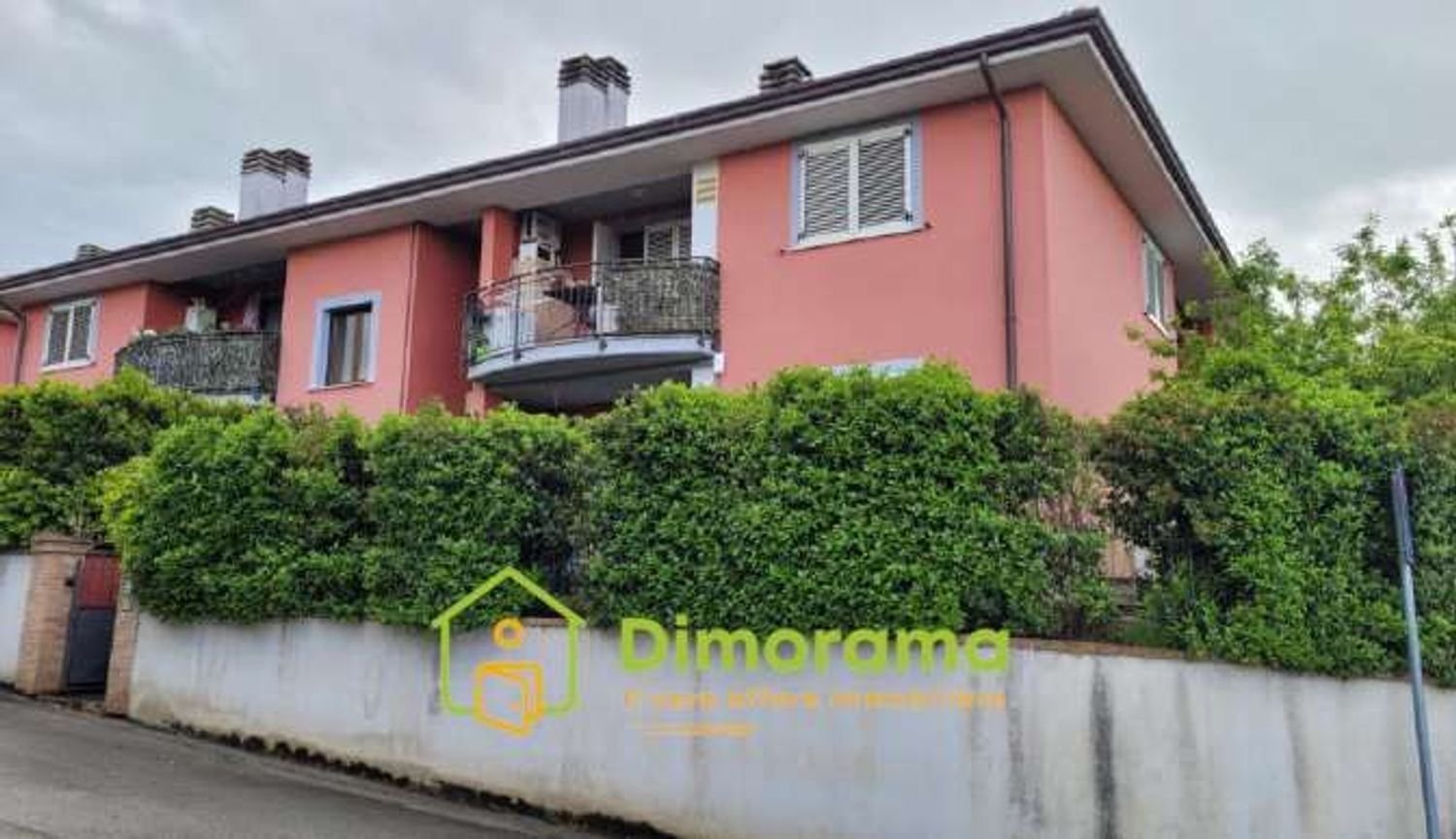 3 غرف نوم شقة في Todi, Italy رقم 381628