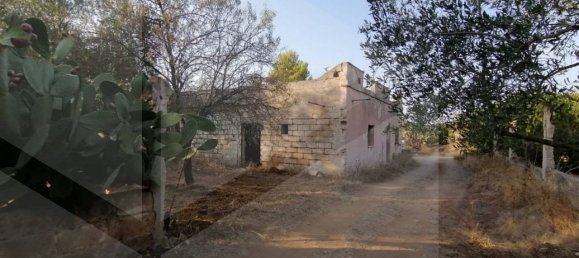 6 rooms House in Modugno, Italy No. 27154 15