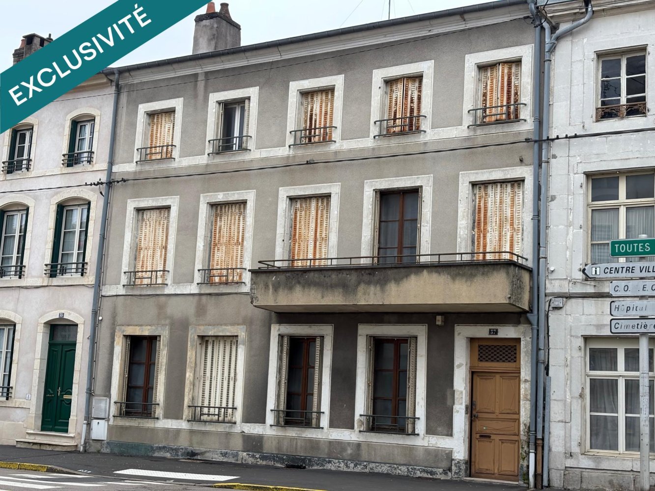 5 chambres Châteaux à Commercy, France No. 227782