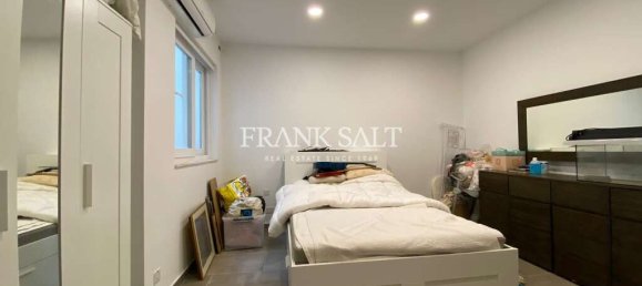 Квартира с 3 спальнями в Гаргур, Мальта № 10920 10