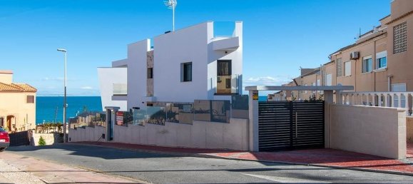 3 bedrooms Villa in Torrevieja, Spain No. 12367 6