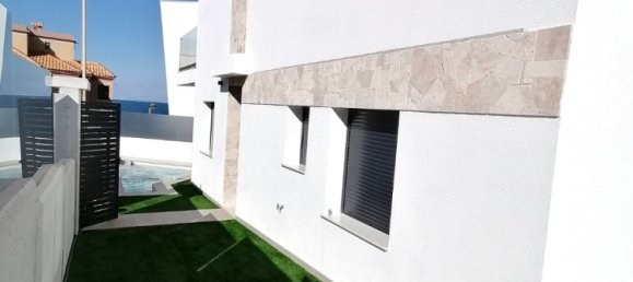 3 bedrooms Villa in Torrevieja, Spain No. 12367 21