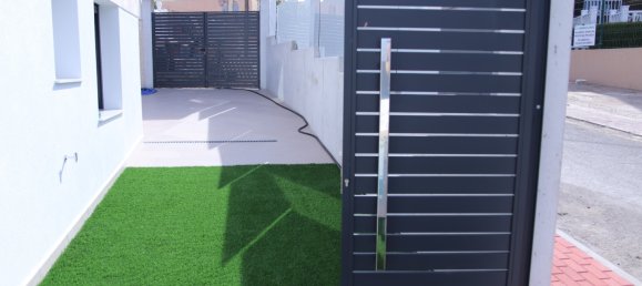 3 bedrooms Villa in Torrevieja, Spain No. 12367 9