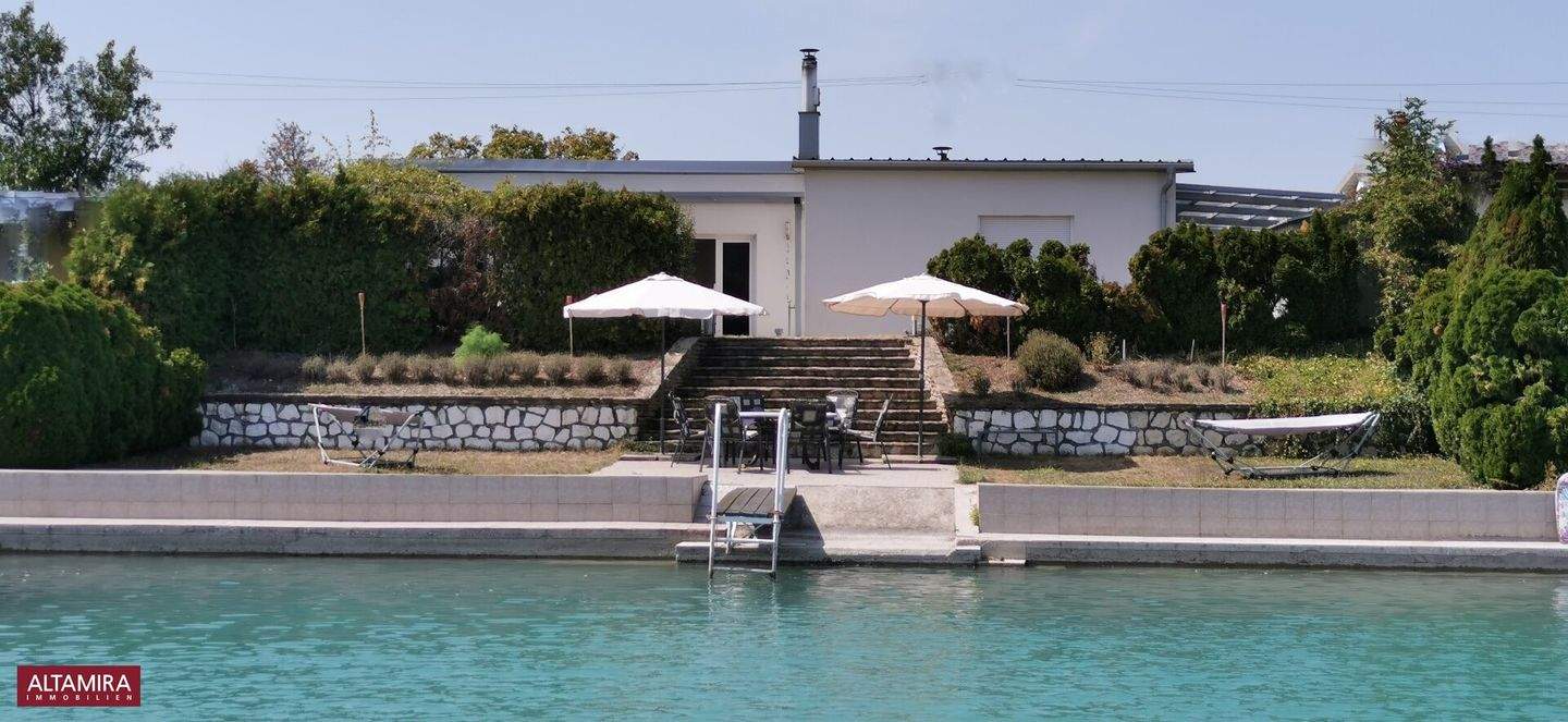 5 rooms Townhouse in Munchendorf, Austria No. 105433