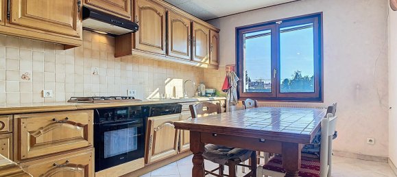 4 bedrooms House in Ratenelle, France No. 193129 3