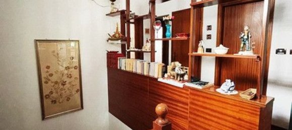 5 rooms Apartment in Ferrara, Italy No. 282225 3