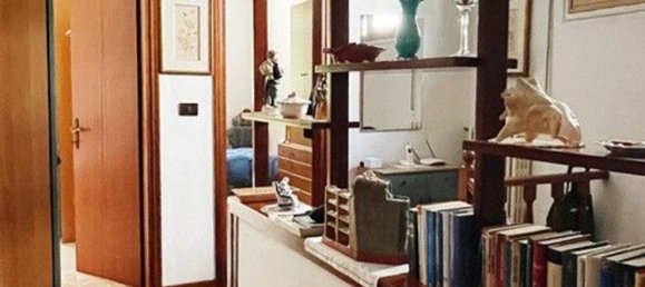 5 rooms Apartment in Ferrara, Italy No. 282225 2