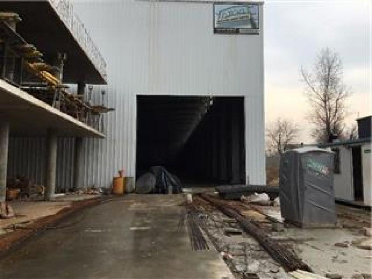 Gewerbliche Immobilie in Moreno, Argentina 3000m², Nr. 24464