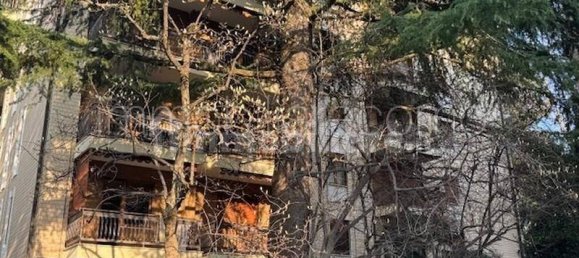 1 bedroom Apartment in Como, Italy No. 327096 2