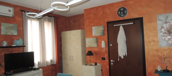 Квартира с 2 спальнями в Порто Мантовано, Италия № 362211 5