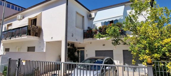 5 غرف نوم شقة في Montesilvano, Italy رقم 338969 3